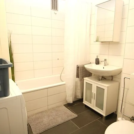 -mrliving- Moderne Monteurswohnung In Fuer 7 Personen -wz01- アパート